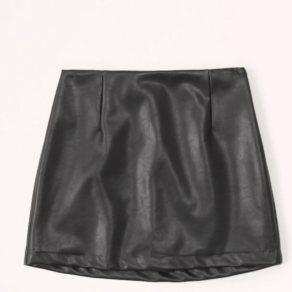 Vegan Leather mini skort